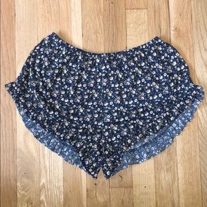NWT 🆕 Floral Shorts